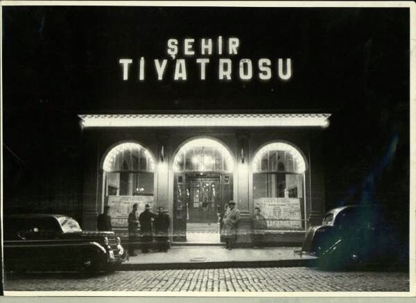 BUNLARI BİLİYOR MUYDUNUZ? Günümüzde İstanbul Şehir Tiyatrosu olarak anılan kurumun...